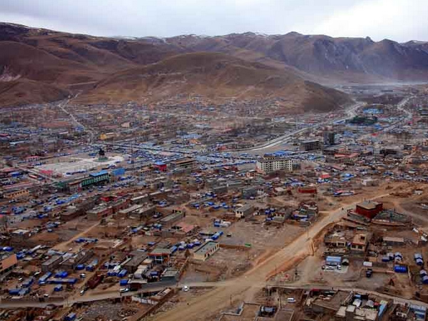 【扶危济困 助人为乐】用我们的爱心,留住生命的春天——青海玉树地震捐款倡议书